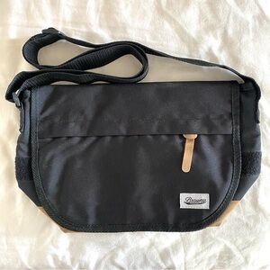 Crossbody bag